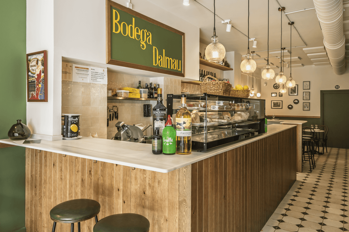 Bodega Dalmau - Interior View 2